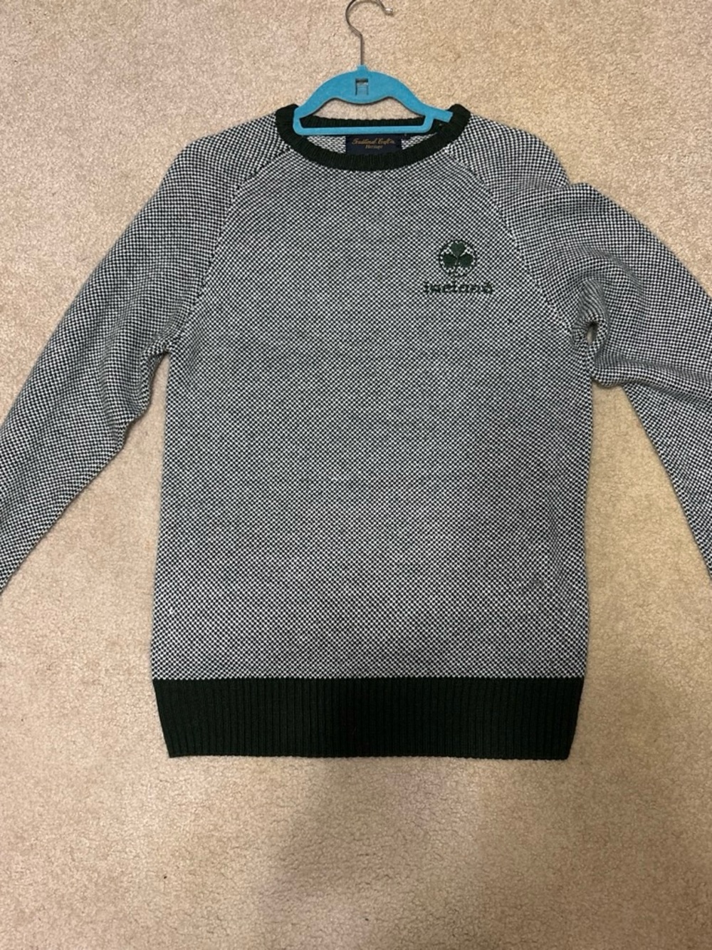 Women’s Green and White Knit Sweater